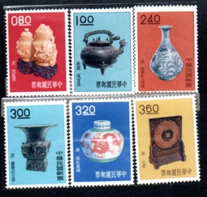 【稀有品】1952年發行古物前十八寶第3輯6全套 原膠未貼新票1套原膠上品